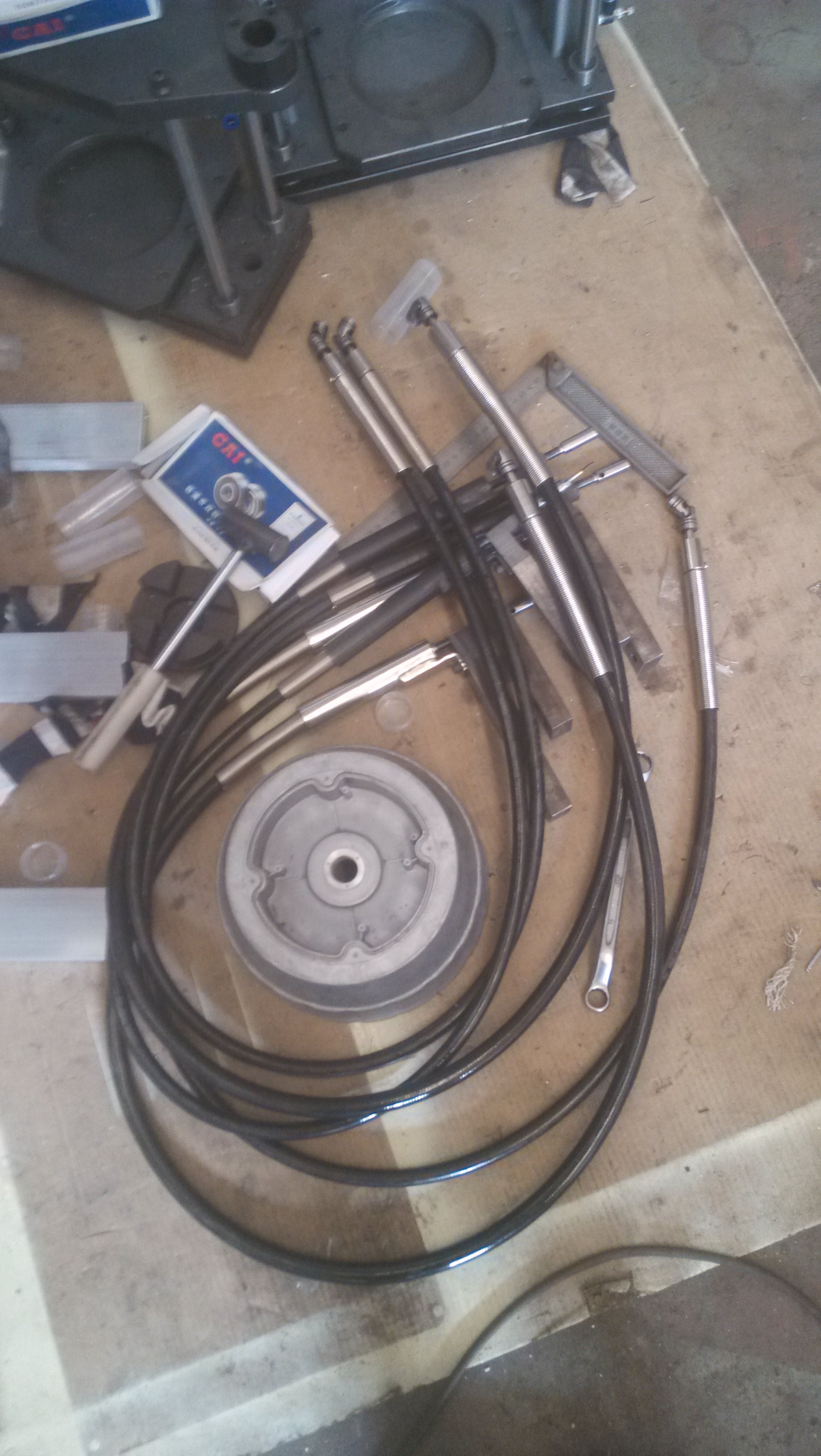 牙杆配软轴同时攻牙