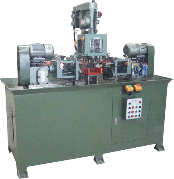 四方向同时攻牙