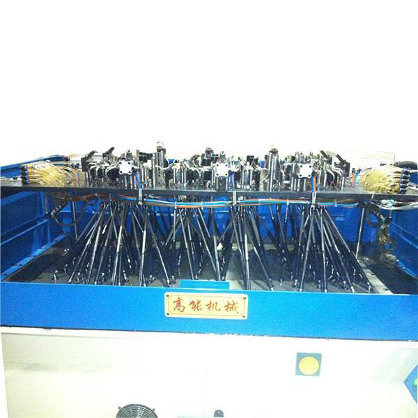 伺服仰式攻牙机